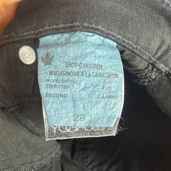 Yoga Jeans Casual Canadian Made Denim Black Skinny Jeans Size 28 - Picture 9 of 13